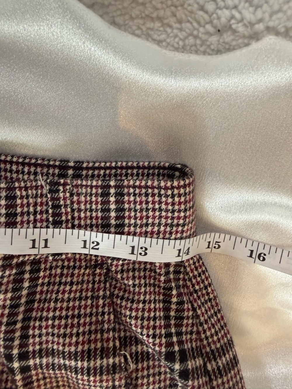Hollister Pink Plaid Dress Pants - Picture 5 of 7